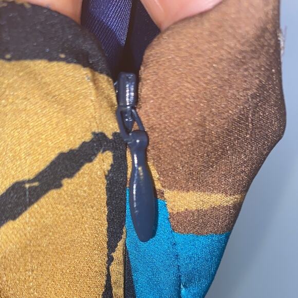 Carolina Herrera
Women's Blue Printed Midi Dress - Picture 11 of 15